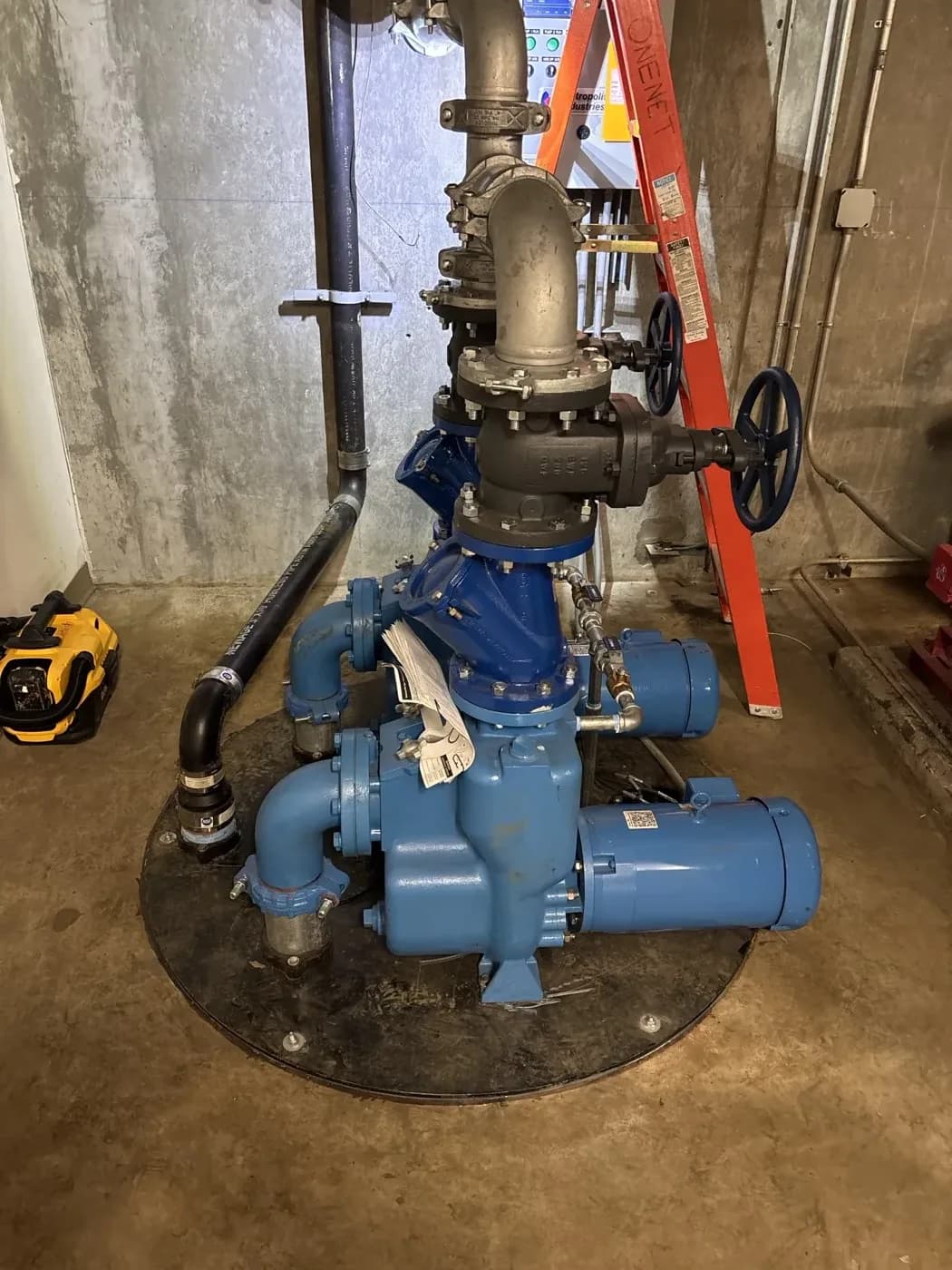 Commercial lift station pump service by Troubled Water
